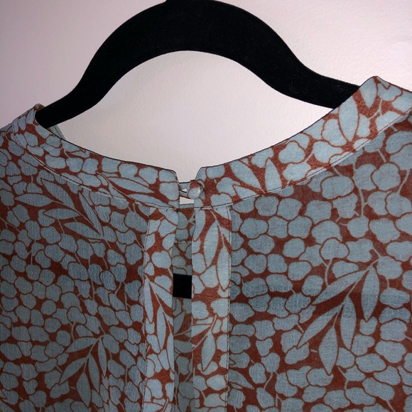 Anthropologie ruffle blouse - Picture 4 of 4